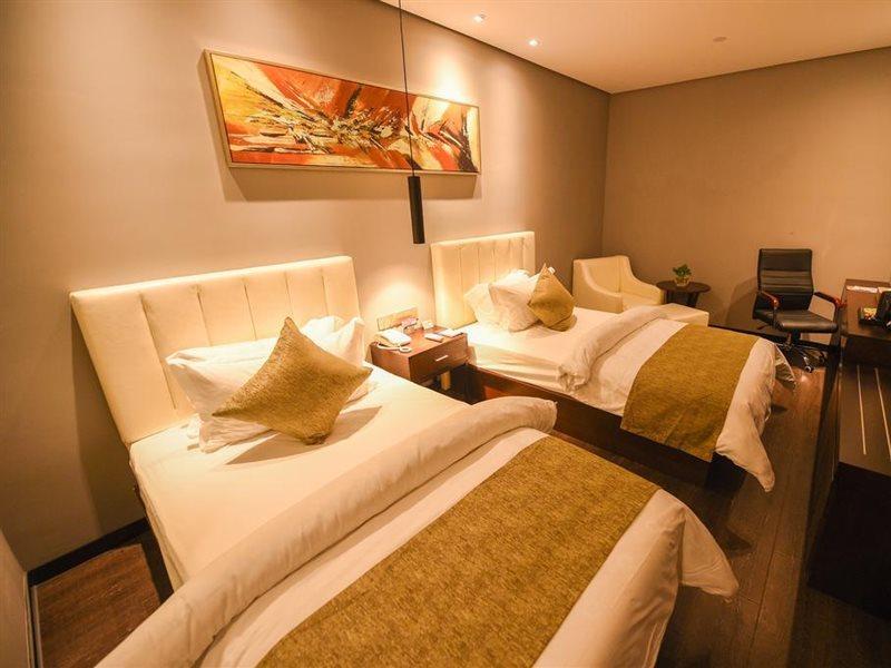 Metropolo,Shanghai,Hongqiao Airport,Wuzhong Road 외부 사진