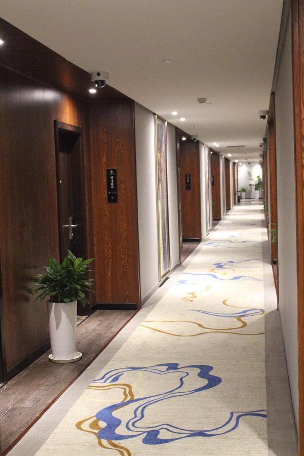 Metropolo,Shanghai,Hongqiao Airport,Wuzhong Road 외부 사진