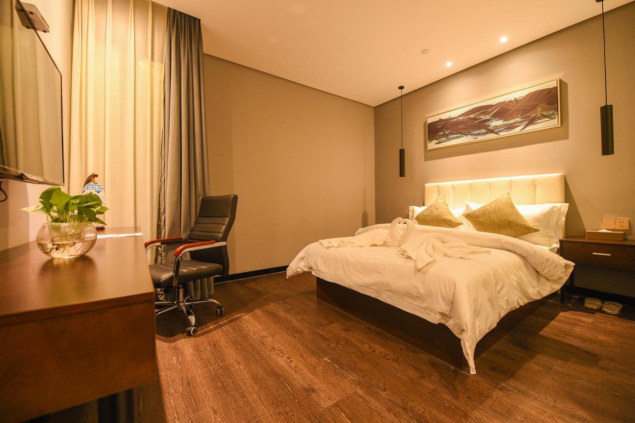 Metropolo,Shanghai,Hongqiao Airport,Wuzhong Road 외부 사진