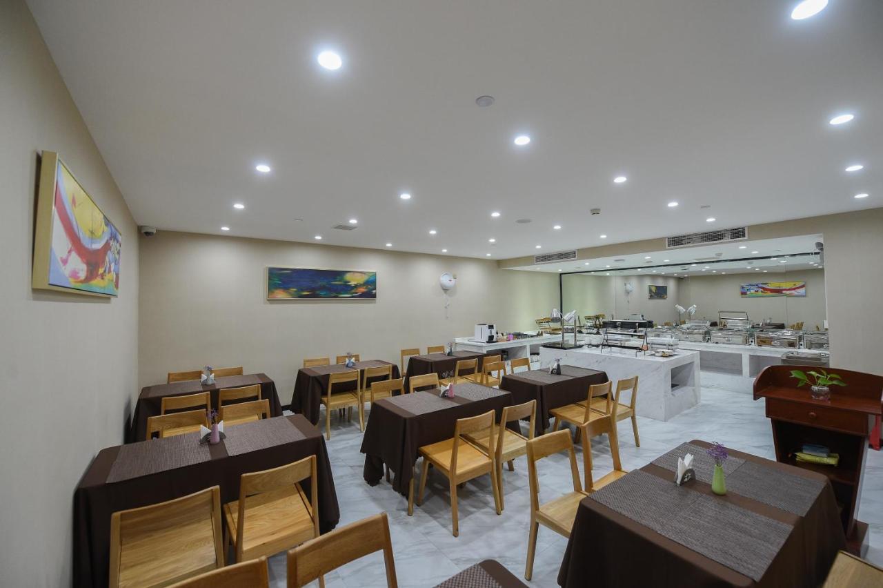 Metropolo,Shanghai,Hongqiao Airport,Wuzhong Road 외부 사진